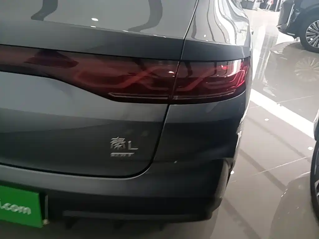 BYD Qin L 2025 — фото 24
