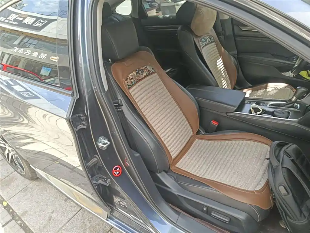 Honda Accord 2022 — фото 25