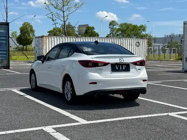Mazda 3 Axela 2019