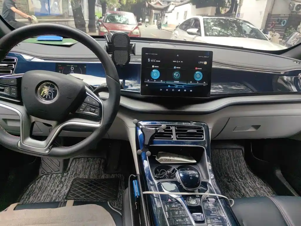 BYD Qin PLUS 2021 — фото 13