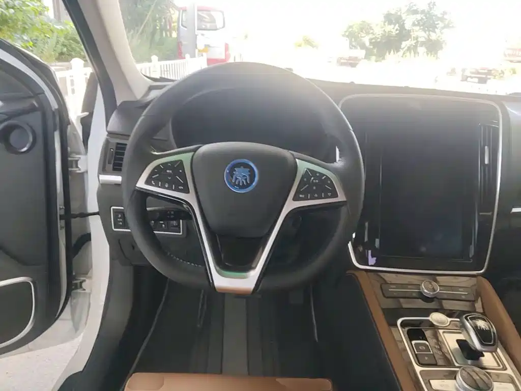 BYD Qin NEV 2019 — фото 11