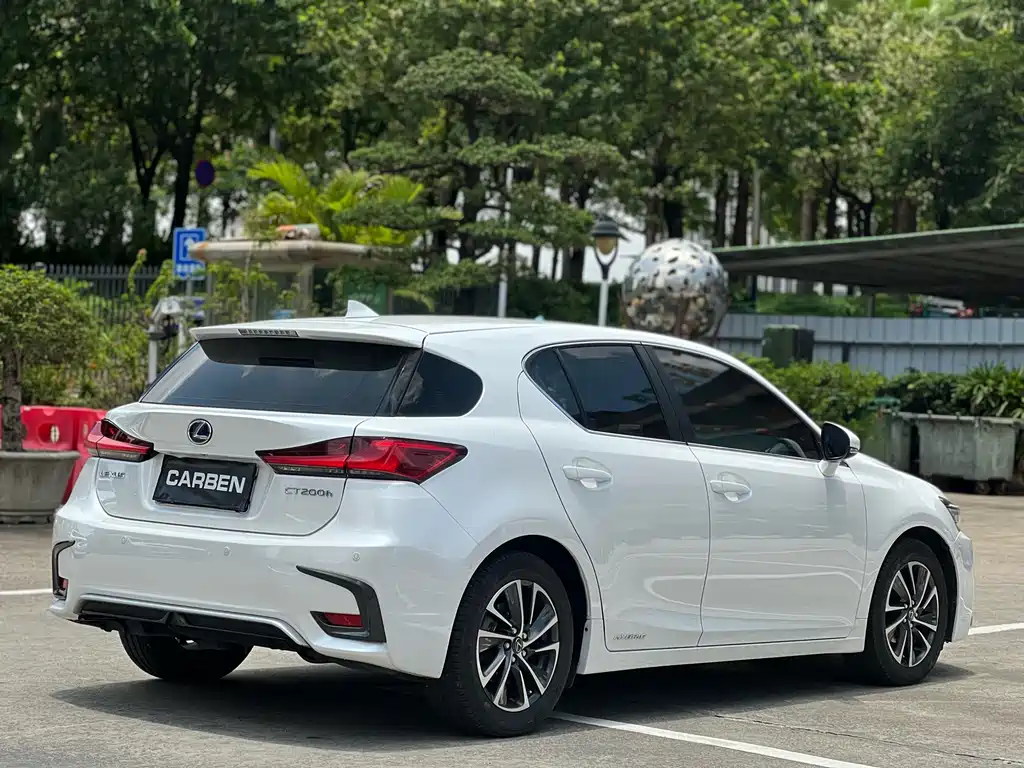 Lexus CT 2018 — фото 5