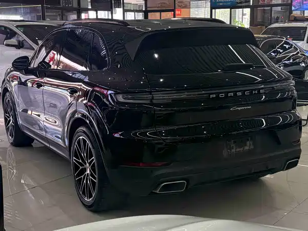 Porsche Cayenne 2024