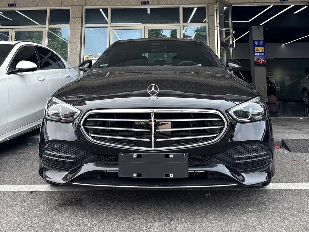 Mercedes-Benz C-Class 2023
