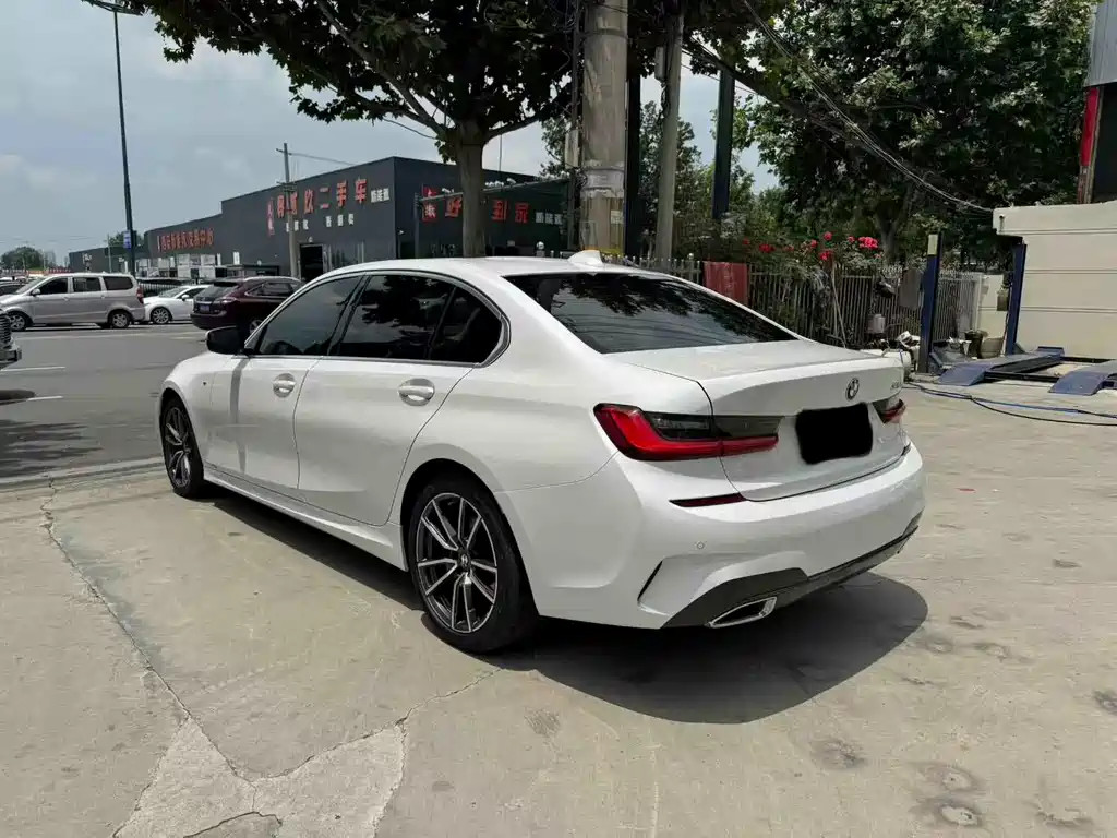 BMW 3 Series 2021