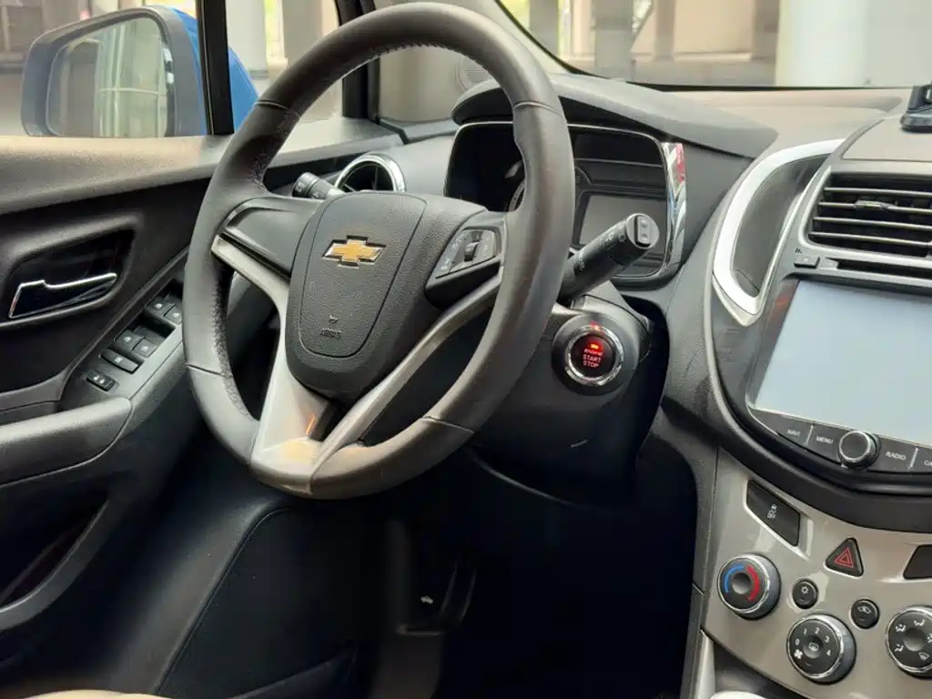 Chevrolet Trax 2014 — фото 12