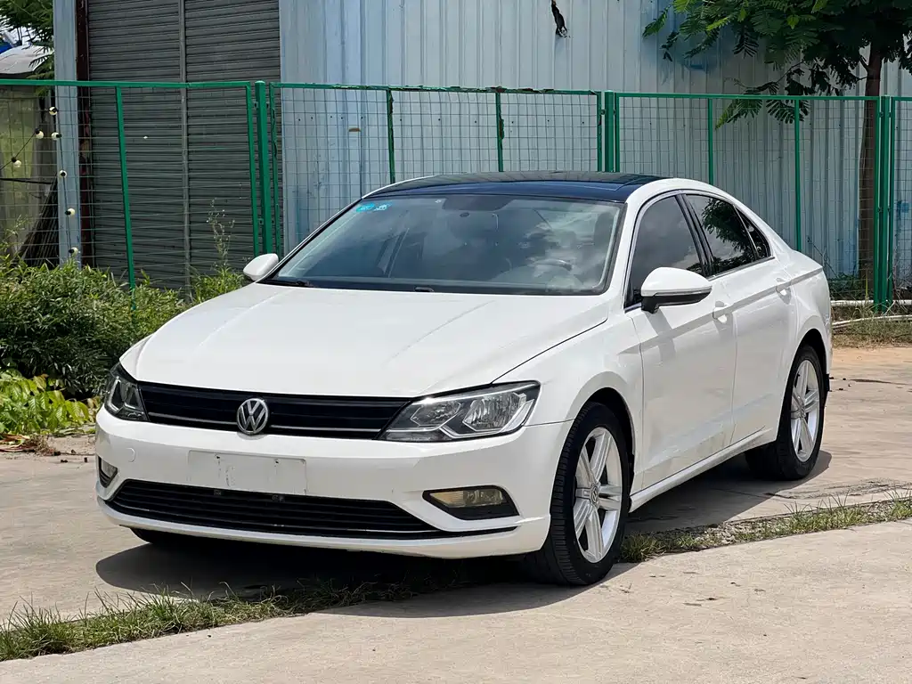 Volkswagen Lamando 2018 — фото 1