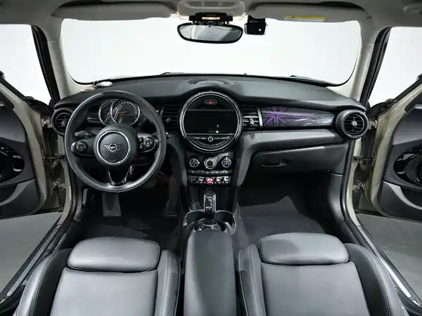 MINI 2020