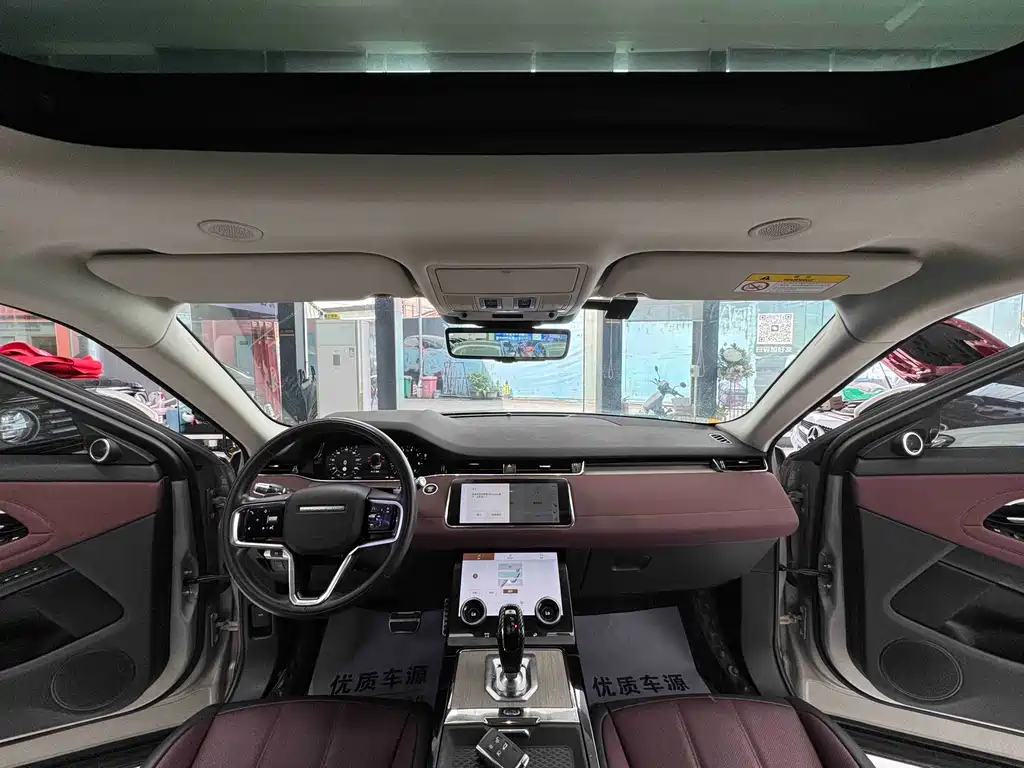 Land Rover Evoque 2022 — фото 12