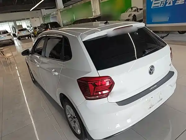 Volkswagen Polo 2021