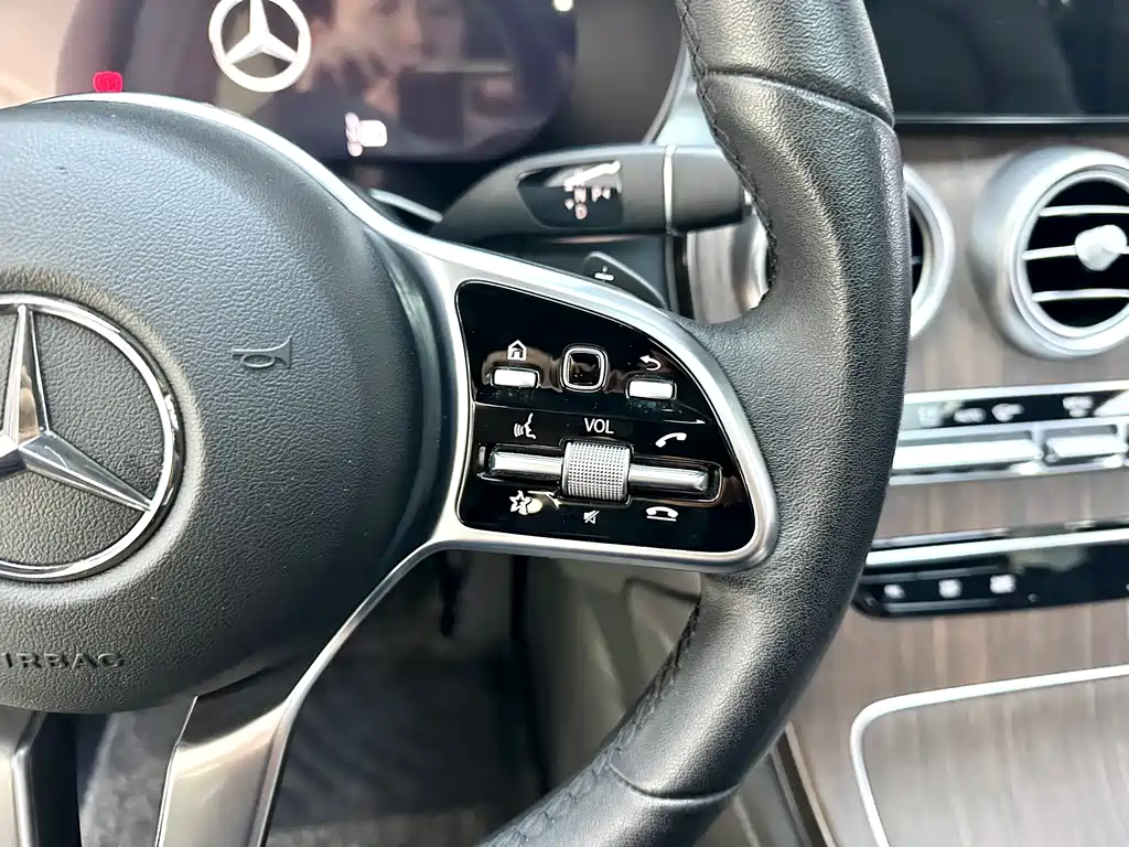 Mercedes-Benz GLC 2020 — фото 16