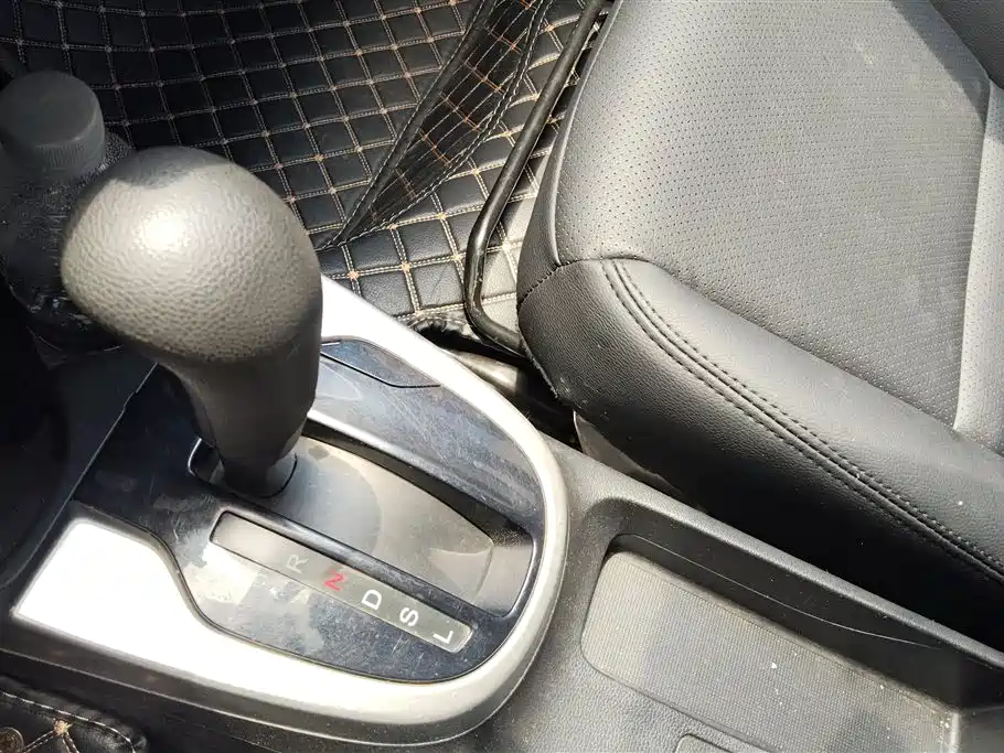 Honda Fit 2016 — фото 16
