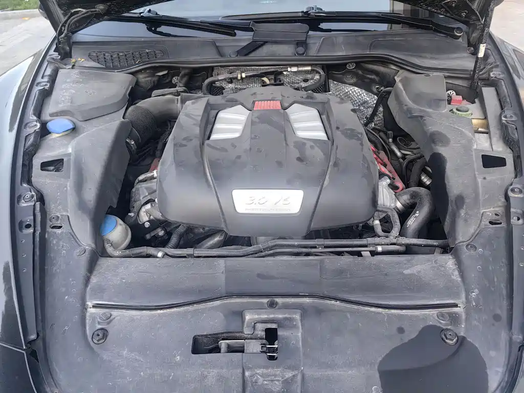 Porsche Cayenne 2014