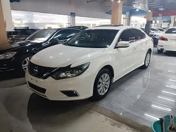 Nissan Teana 2017