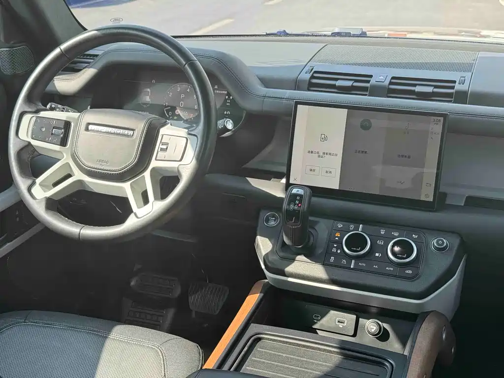 Land Rover Defender 2023 — фото 14