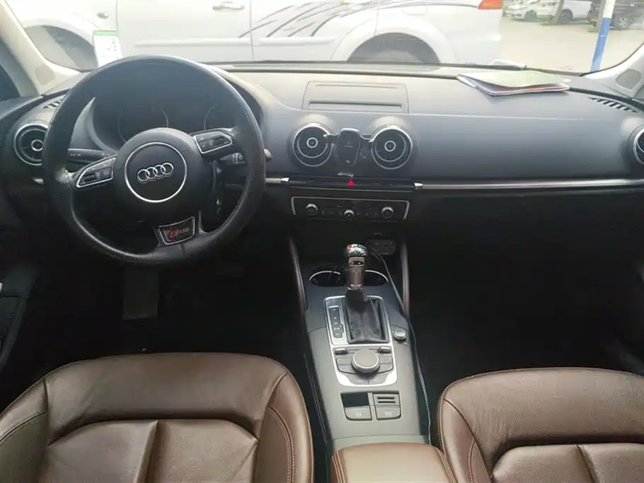 Audi A3 2016 — фото 12