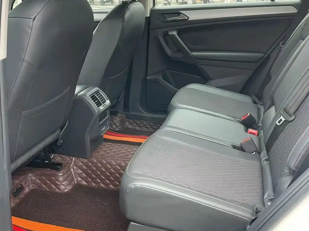 Volkswagen Tiguan L 2019 — фото 17