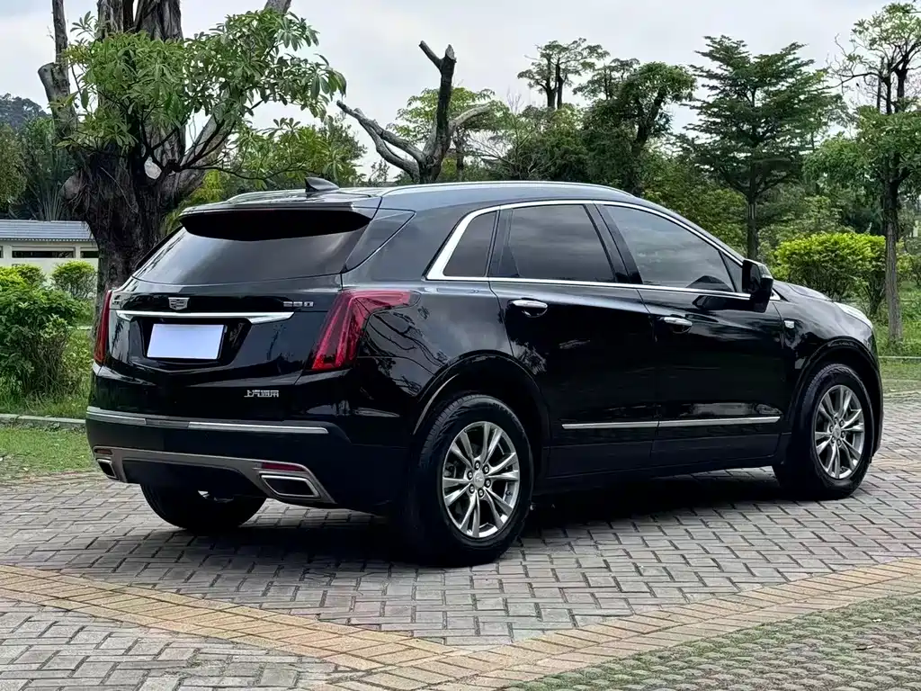 Cadillac XT5 2020 — фото 12