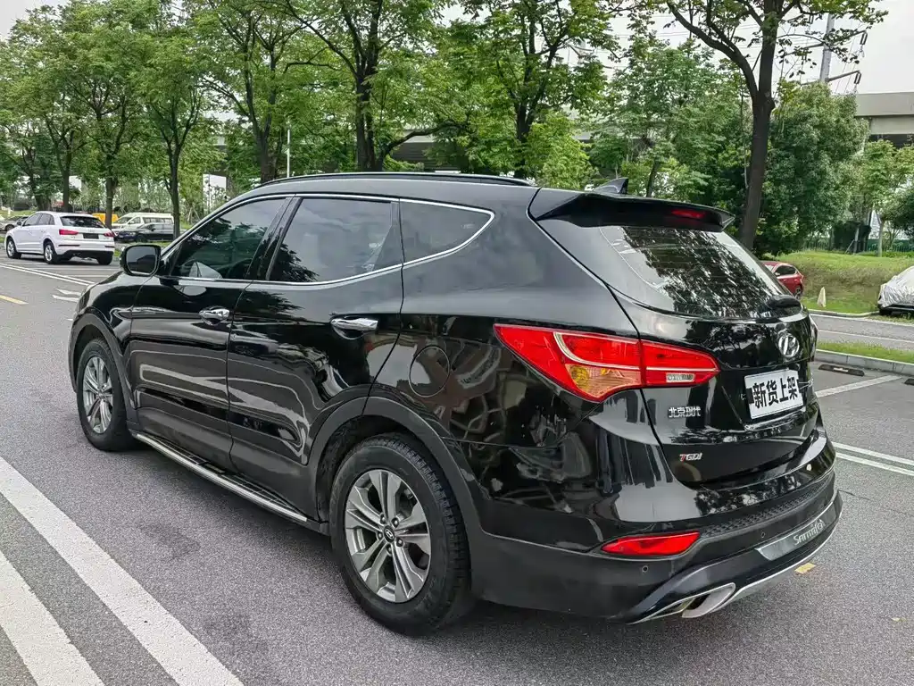 Hyundai Santa Fe 2015