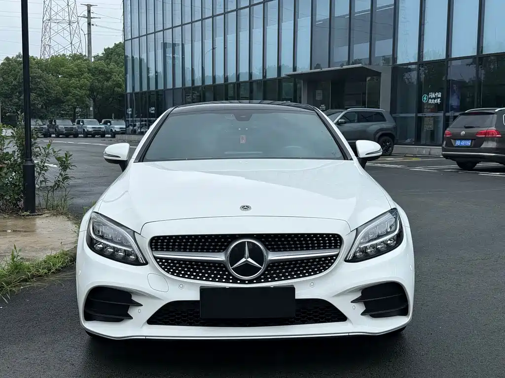 Mercedes-Benz C-Class 2020