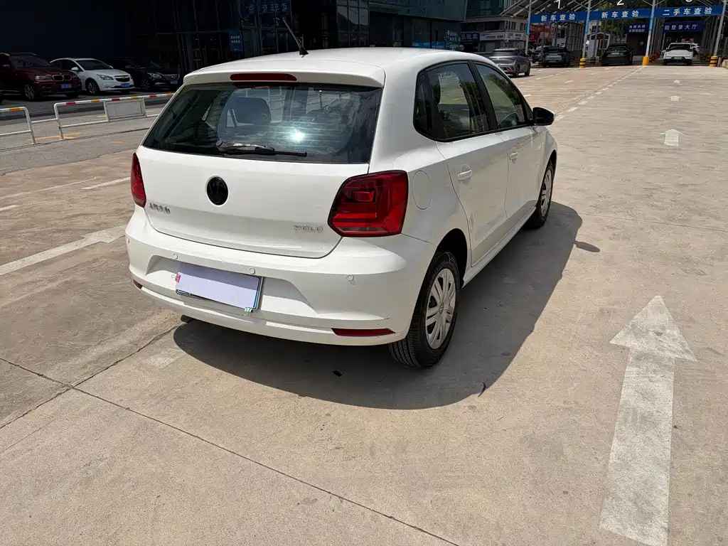 Volkswagen Polo 2018 — фото 10