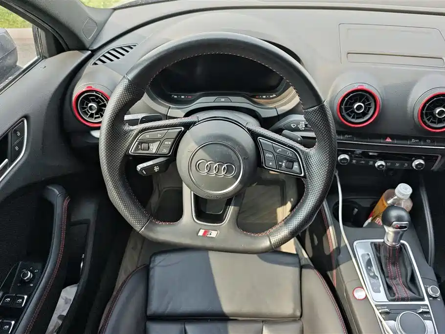 Audi S3 2018 — фото 15