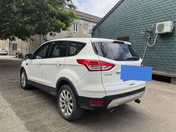 Ford Kuga 2014