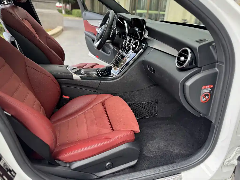 Mercedes-Benz C-Class 2019