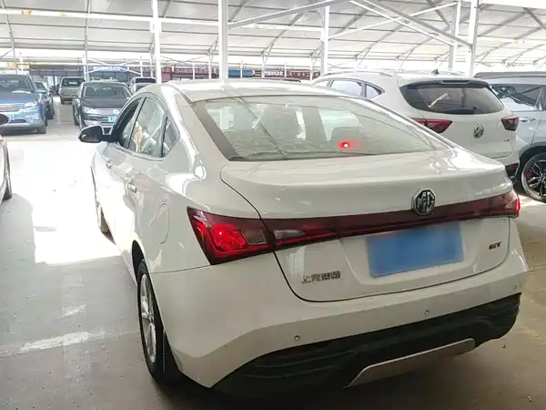 MG GT 2016