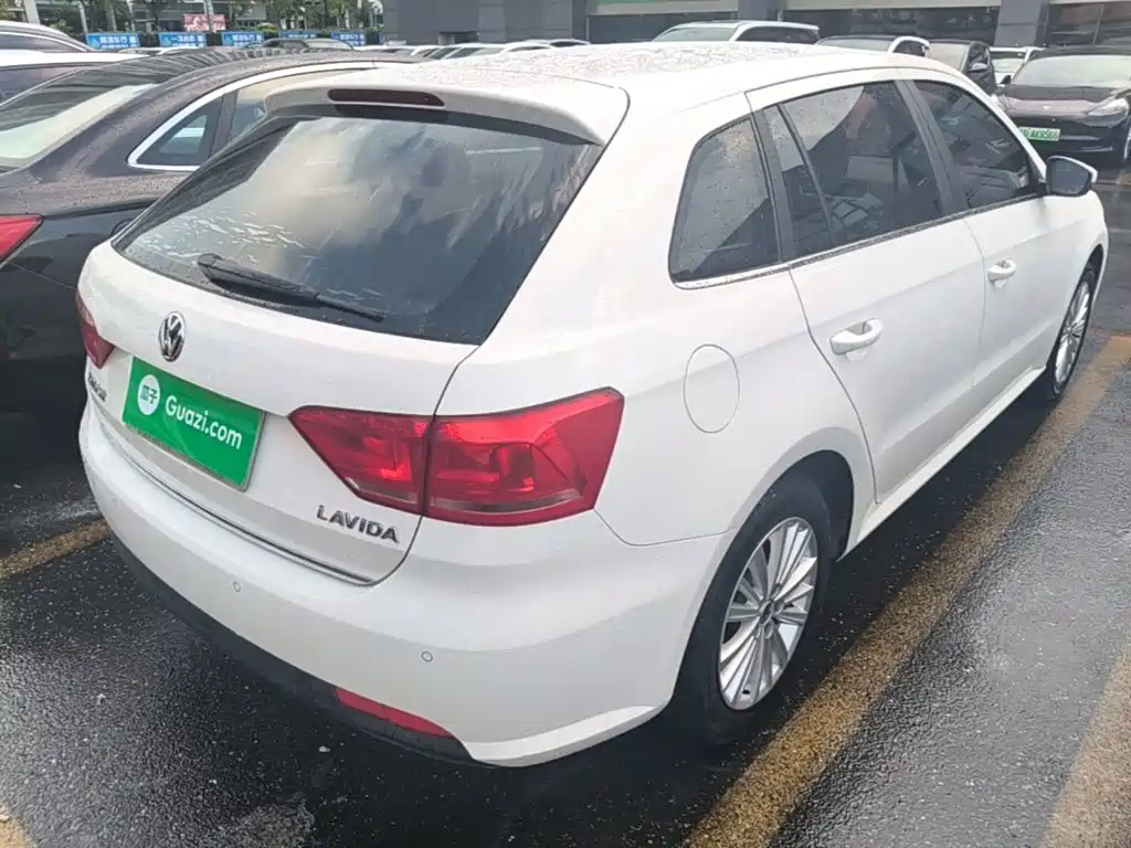 Volkswagen Gran Lavida 2016