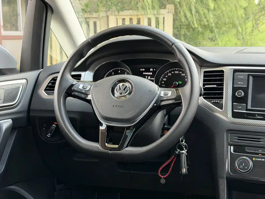 Volkswagen Golf Jialu 2019 — фото 9