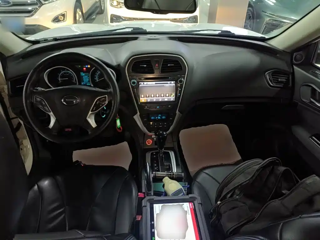 GAC Trumpchi GS5 2015 — фото 10