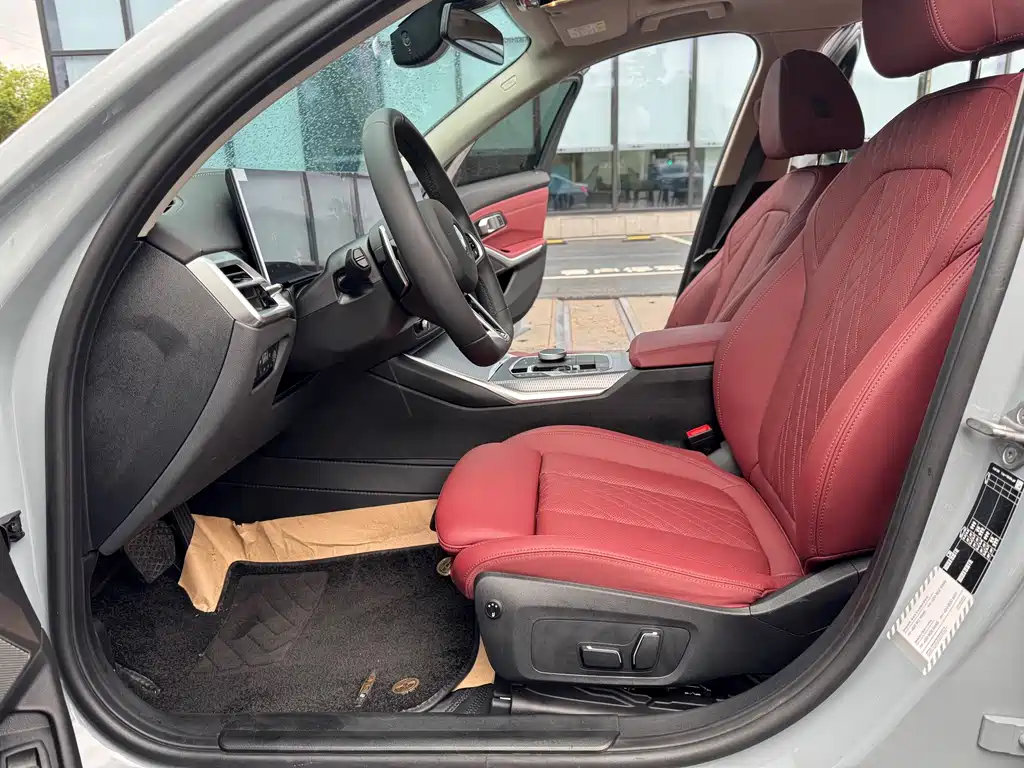 BMW 3 Series 2025