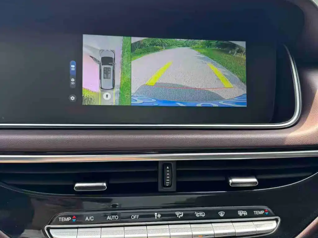 GAC Motor Trumpchi M6 2022 — фото 13