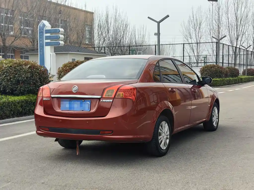 Buick Excelle 2011
