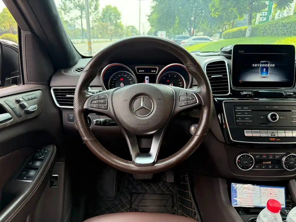 Mercedes-Benz GLE 2018 — фото 14