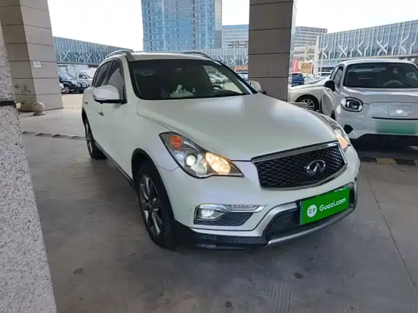 Infiniti QX50 2017