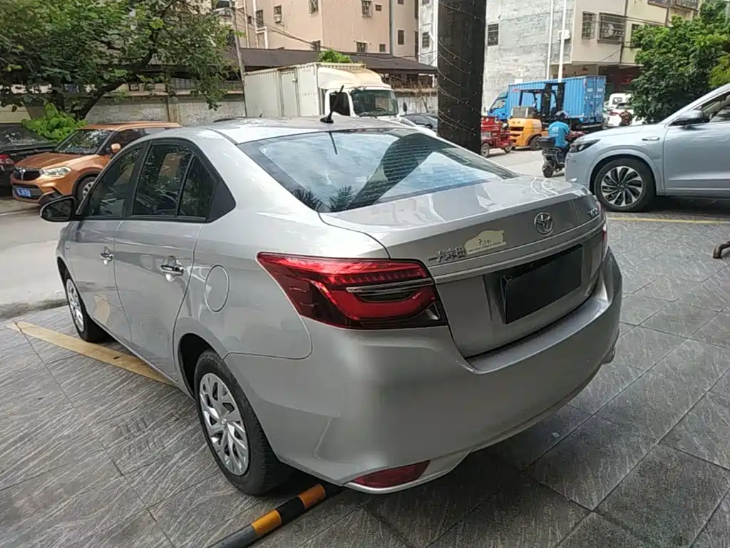 Toyota Vios 2023 — фото 5