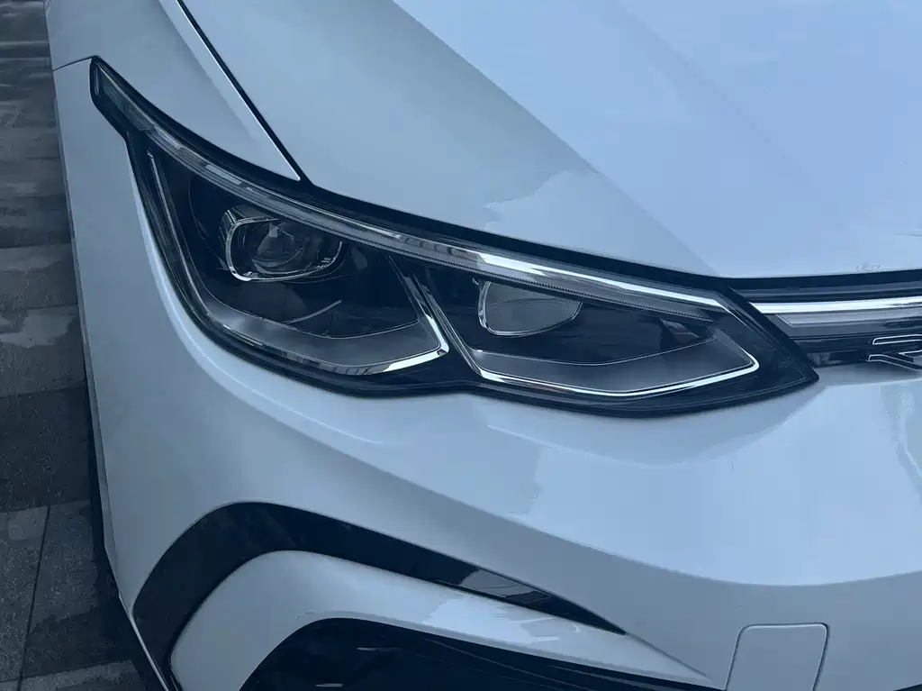 Volkswagen Golf 2022