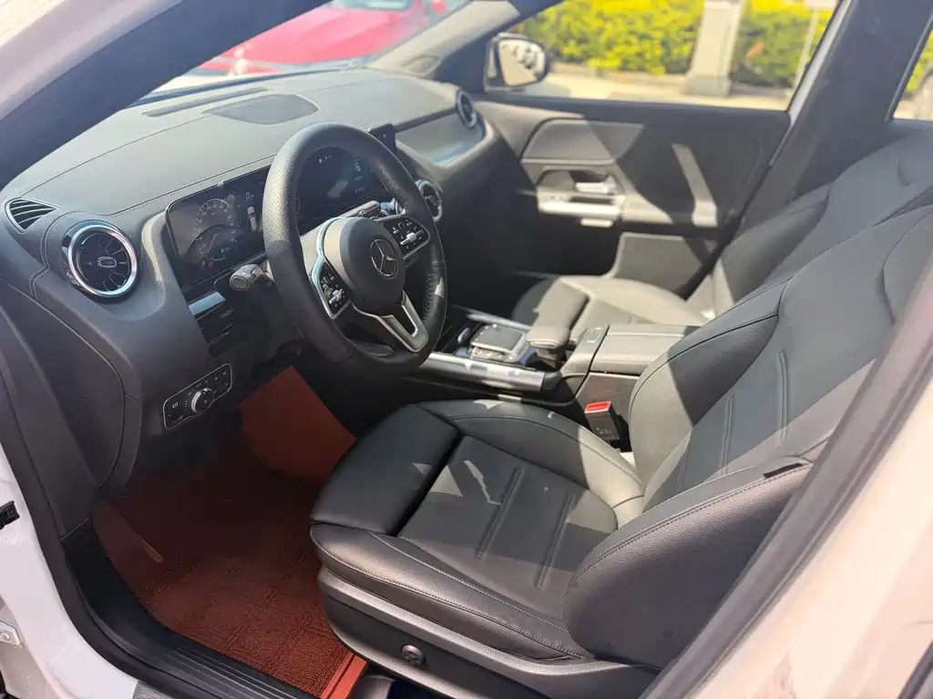 Mercedes-Benz GLA 2021 — фото 12