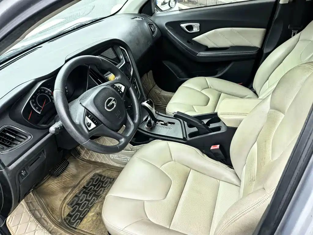 GAC Trumpchi GA3S Vision 2015 — фото 11