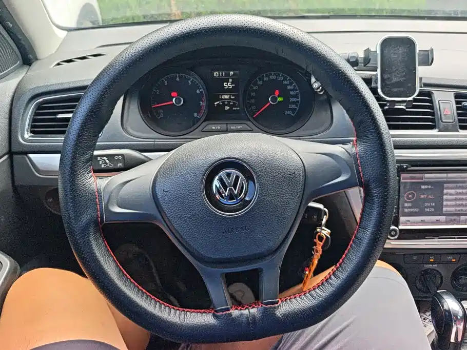 Volkswagen Gran Lavida 2015 — фото 13