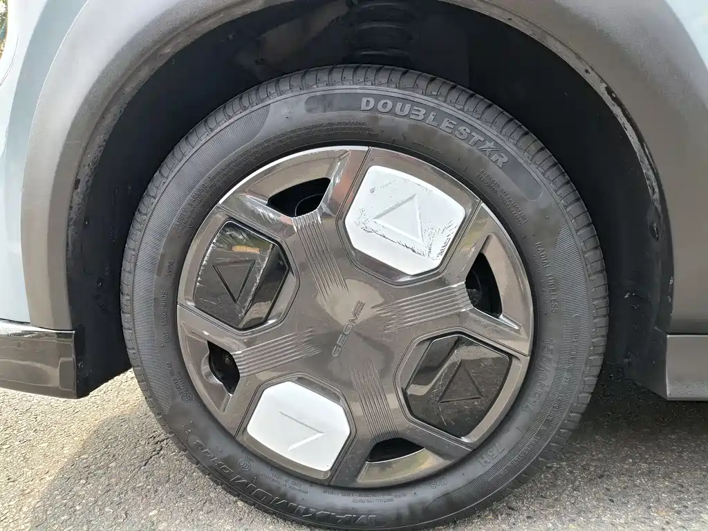 Geely Galaxy Panda 2025