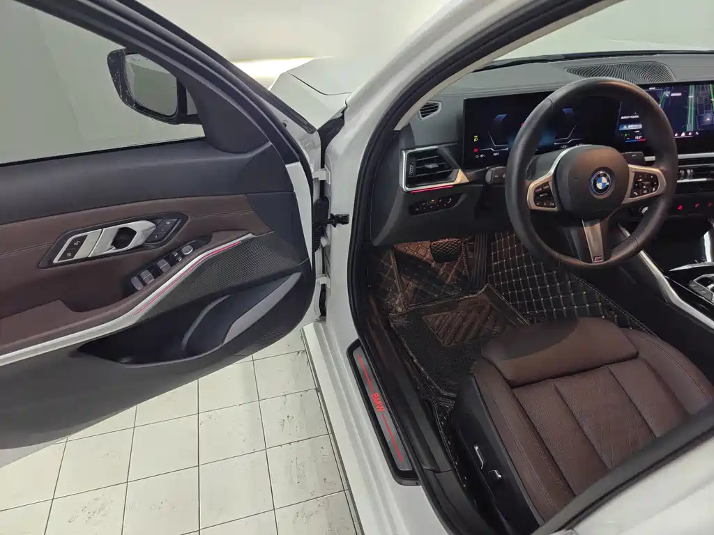 BMW i3 2023 — фото 10