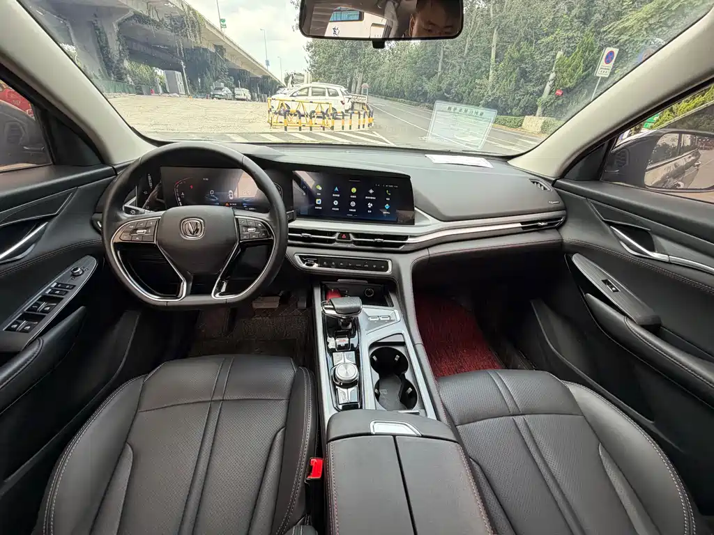 Changan CS75PLUS 2022 — фото 15