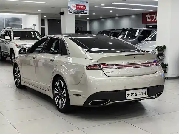 Lincoln MKZ 2016