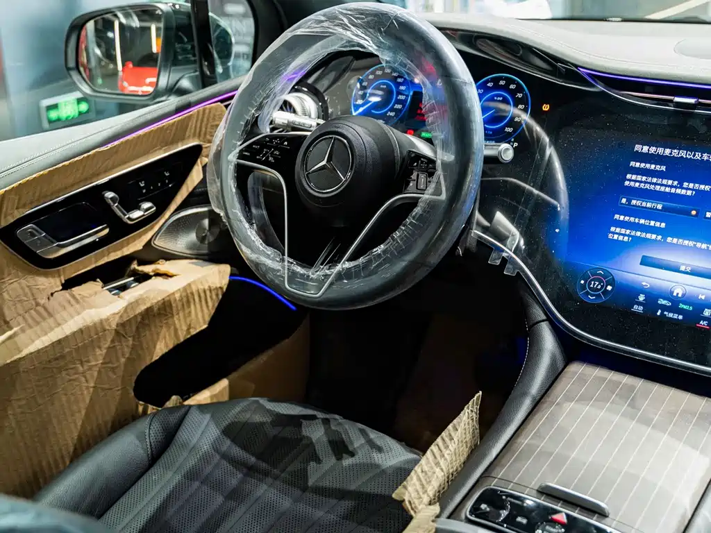 Mercedes-Benz EQS SUV 2026 — фото 27