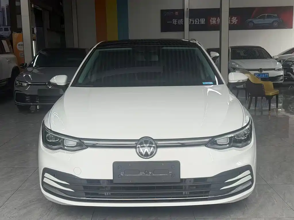 Volkswagen Golf 2023
