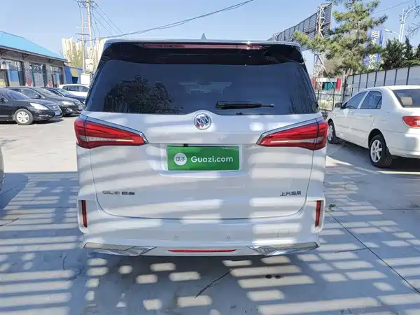 Buick GL8 2018