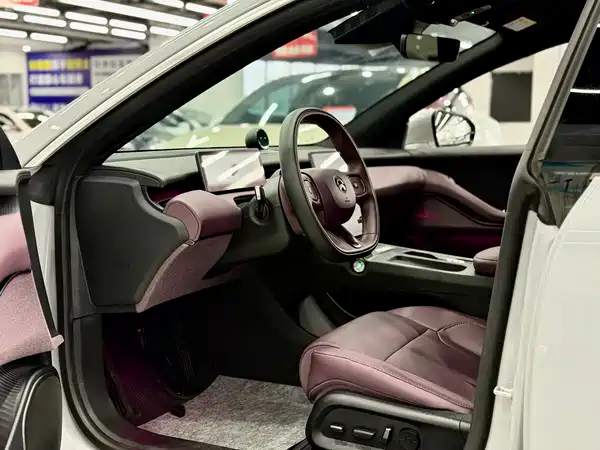 NIO ET5T 2024